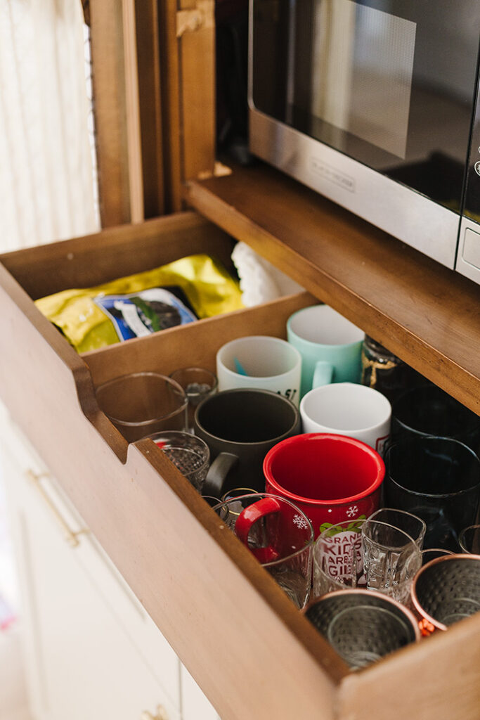 How to Store Plates in a Drawer, Plus 11 Other Kitchen